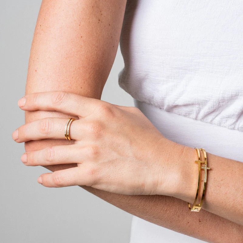 Seraphine Cross Bracelet – 18K Gold Plated | Rosarat