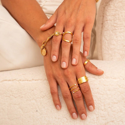 Fine Spiral Ring – 18K Gold Plated