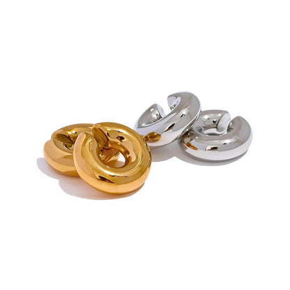 Lola Chunky Ear Cuff Plated in 18K Gold