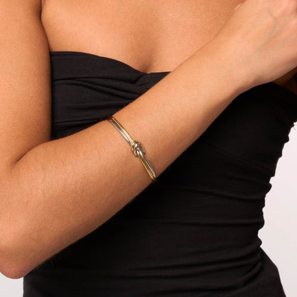 Knot bracelet