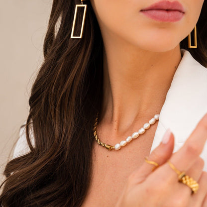 Arden Geometric Rectangle Earrings – 18K Gold Plated