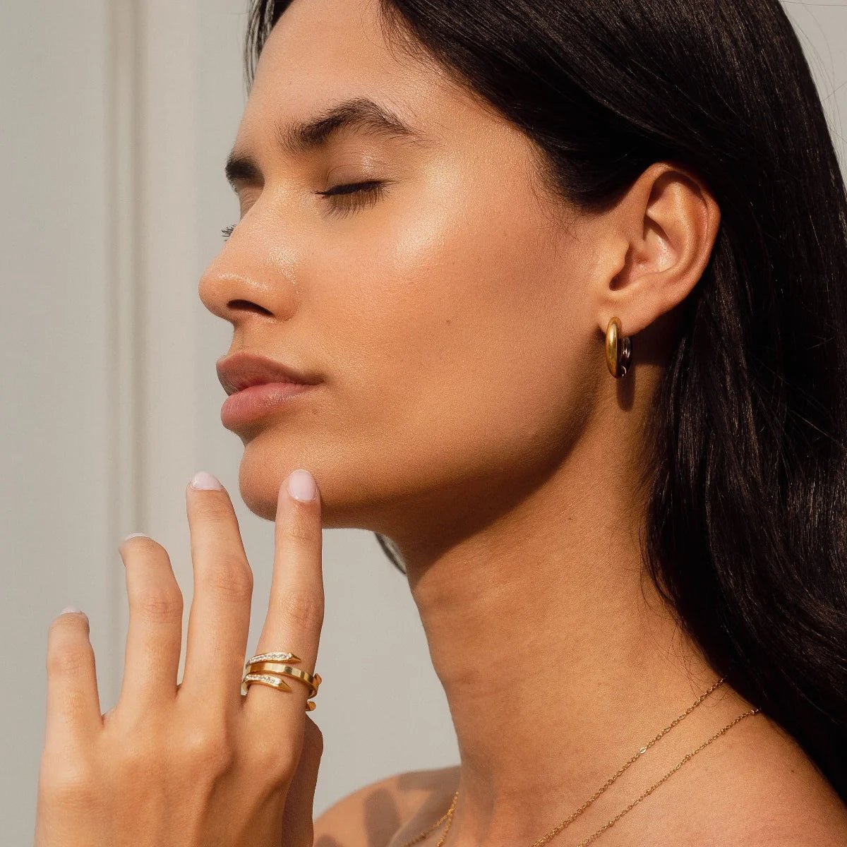 Luna Contrast Hoops – 18K Gold Plated