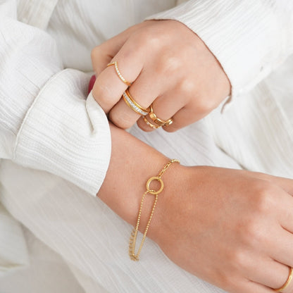 Une Bracelet Plated in 18k Gold 