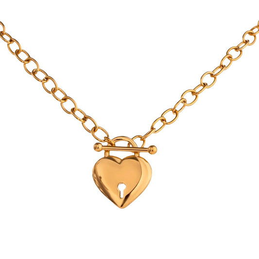 Eterna Heart Necklace – 18K Gold Plated