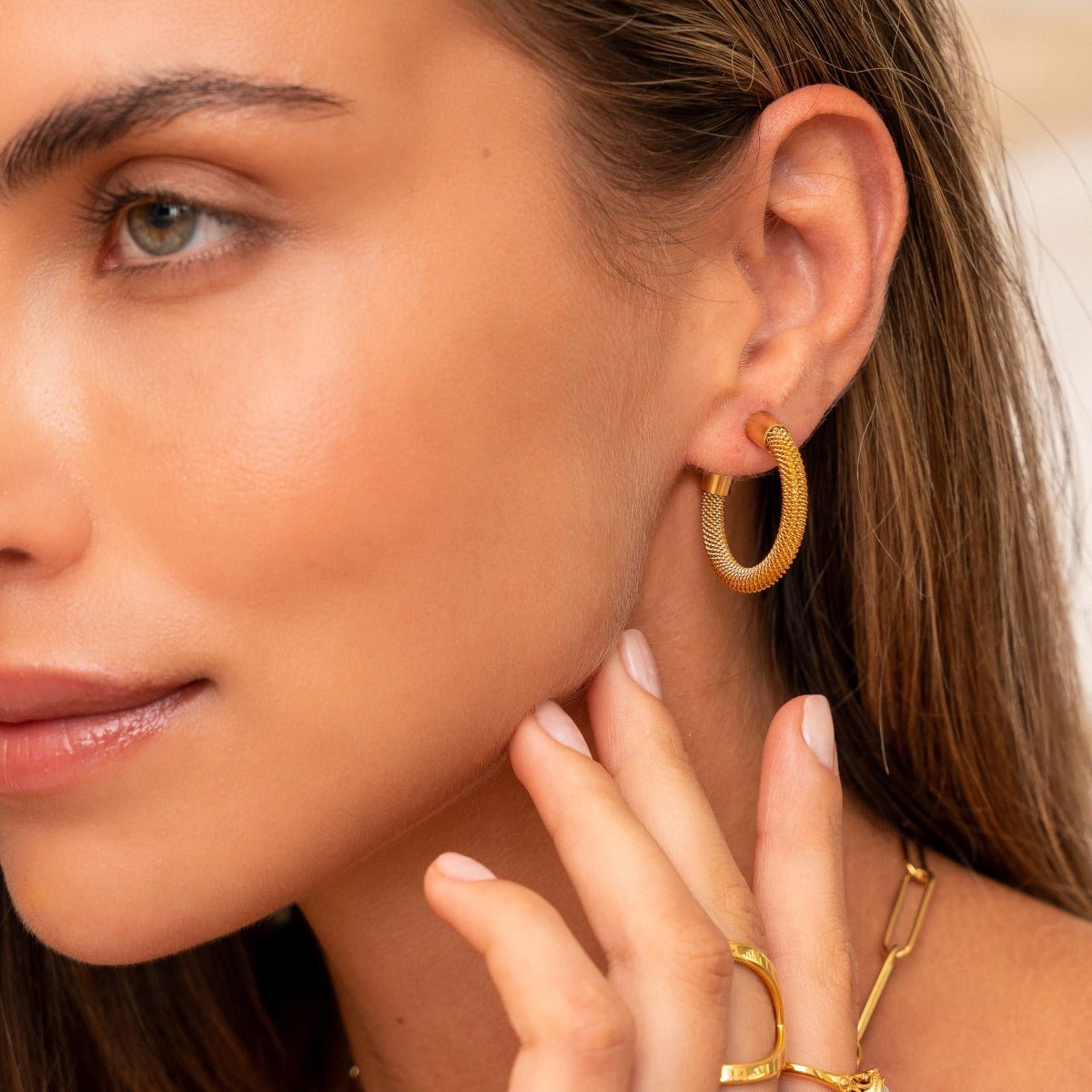 Isabella Mesh Hoop Earrings – 18K Gold Plated