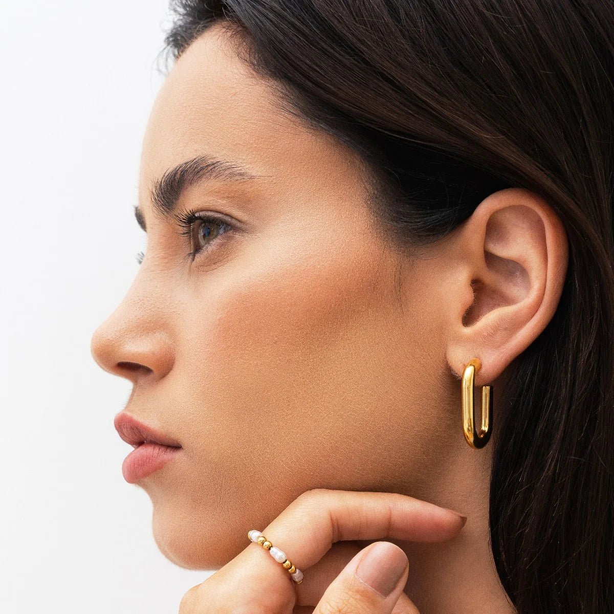 Nora Gold Hoop Earrings – 18K Gold Plated