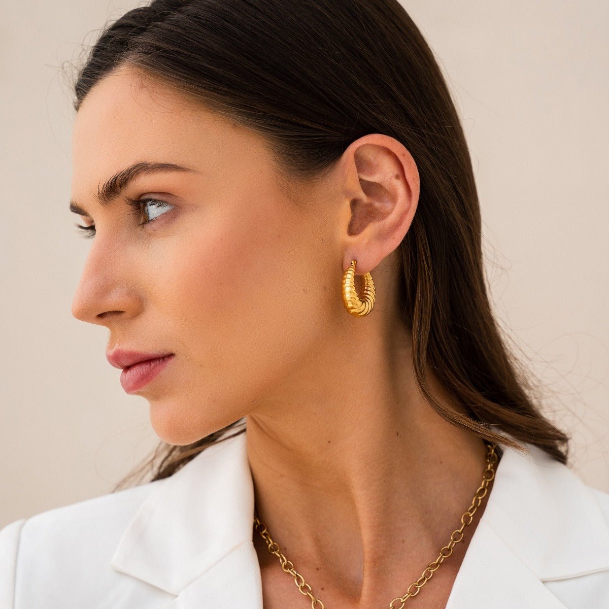 Colette Twist Hoops – 18K Gold Plated