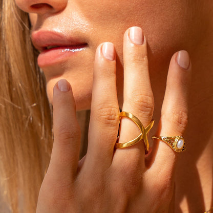 X Crossover Ring – 18K Gold Plated 