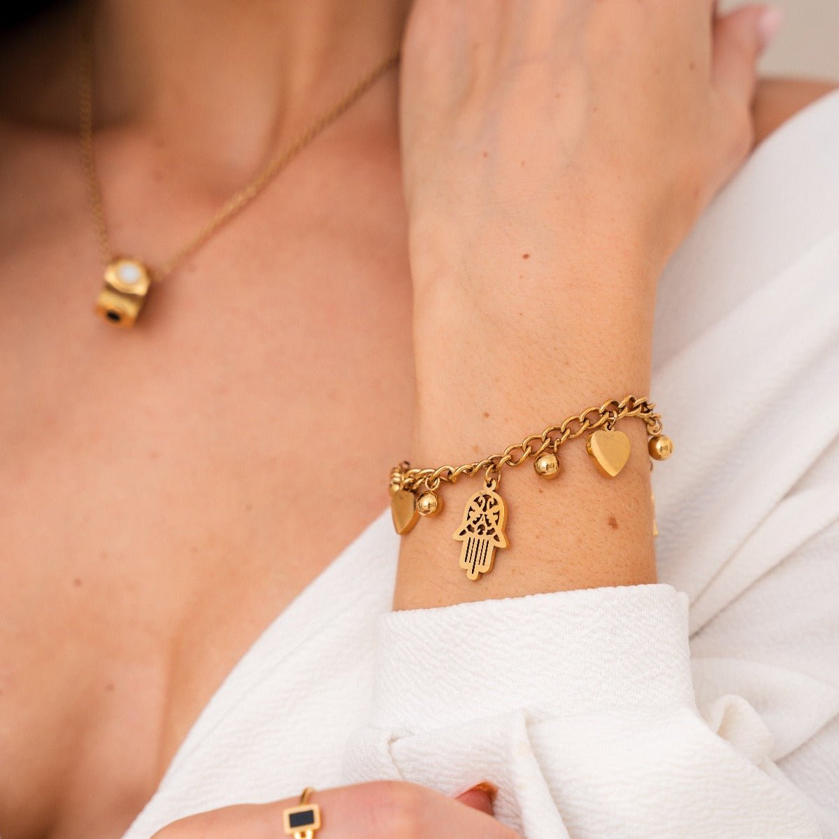 Bracelet with Links, Heart and Hamsa Pendant, 18K Gold Plated 