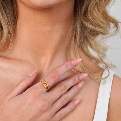 Eternal Knot Ring 