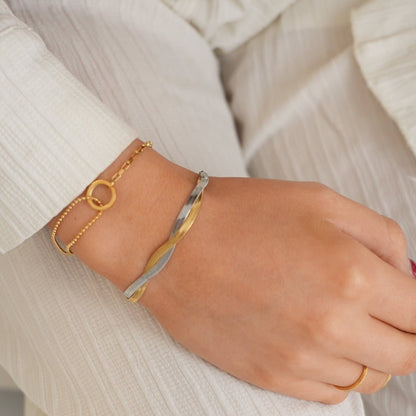 Une Bracelet Plated in 18k Gold 
