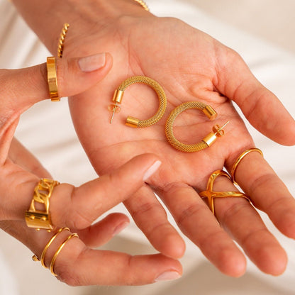 Isabella Mesh Hoop Earrings – 18K Gold Plated