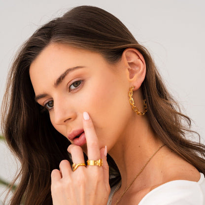 Isola Hoop Earrings – 18K Gold Plated