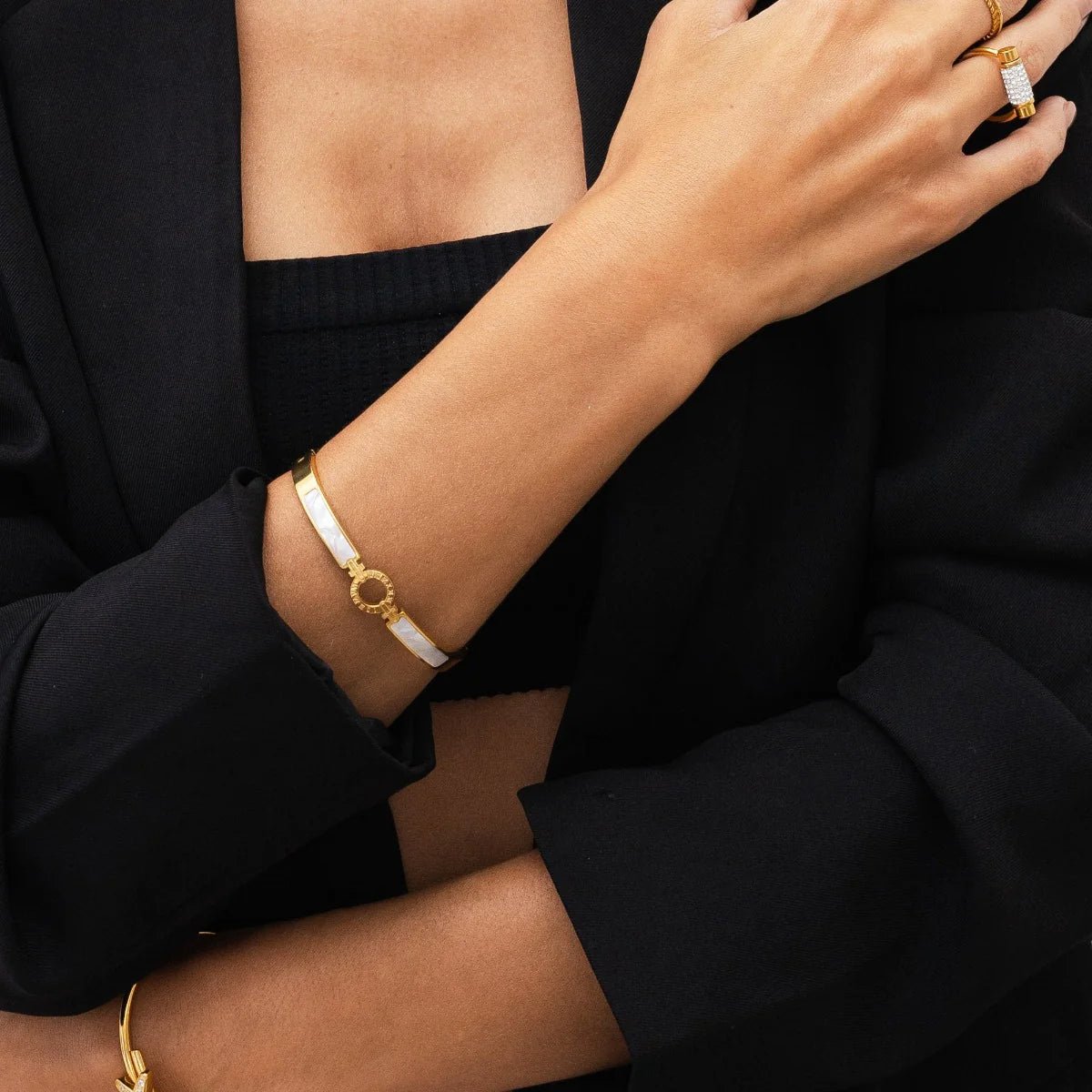 Solenne Aura Bracelet – 18K Gold Plated | Rosarat