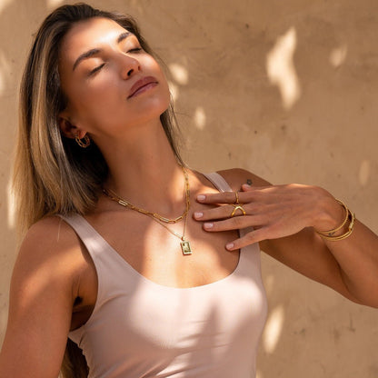 Aurora Sun Pendant Necklace – 18K Gold Triple Plated 